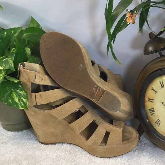 🌲👢🌲BCBGeneration Suede Ankle Wedge Boots🌲👢🌲 - Picture 7 of 7